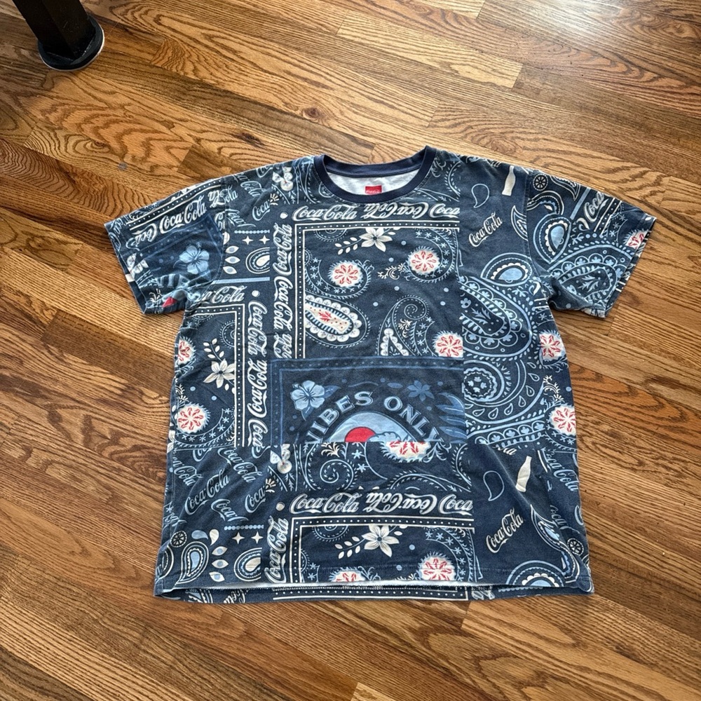 Rare Staple Coca Cola Collab T-shirt Size L Blue